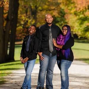 Meet your Posher, Aren